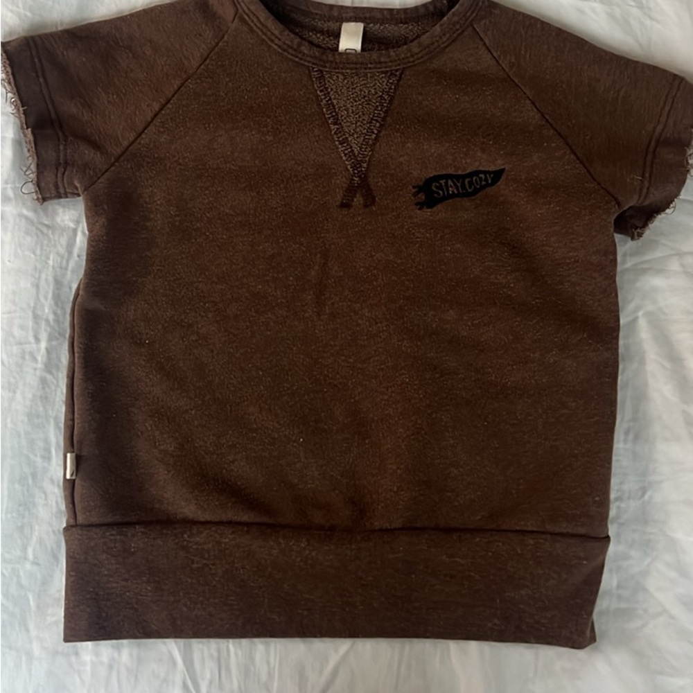 2T VGUC childhood clothing mocha sweater short sleeve Stay Cozy